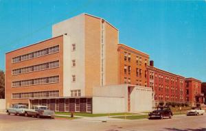 GREEN BAY, WI  Wisconsin    BELLIN HOSPITAL  50's CARS    Chrome Postcard