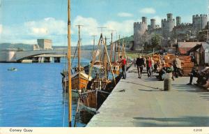 B104313 conwy quay ship bateaux    wales