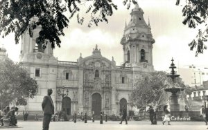 Barranquilla Colombia Cathedral  04.38