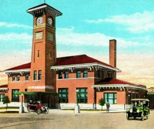 Passenger Station CM & St  P Railroad Butte Montana MT UNP 1920s Postcard