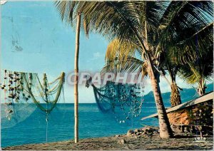 Postcard Modern West Indies Bright fishing nets