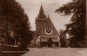 VINTAGE POSTCARD CRATHE CHURCH BALMORAL ABERDEENSHIRE SCOTLAND 1930's REAL PHOTO