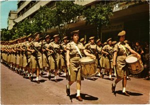 CPM Military - Girl Soldiers on the March ISRAEL (1030268)