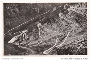 France Gorges du Tarn Les lacets de la Route de la Malene au Causse Mejean Photo