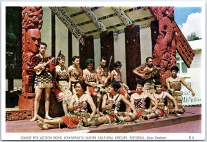 VINTAGE CONTINENTAL SIZE POSTCARD CANOE POI ACTION SONG AT MAORI CULTURAL CENTER