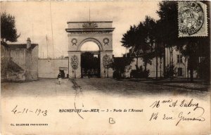 CPA ROCHEFORT-sur-MER Porte de l'Arsenal (666870)