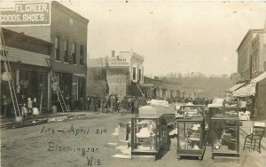 Postcard RPPC C-1910 Wisconsin Bloomington Fire Disaster Aftermath WI24-4694