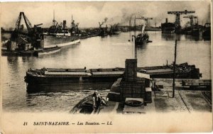 CPA St-NAZAIRE - Les Bassins (222968)