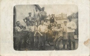 Social history photo postcard dated 1915 Germany Munich