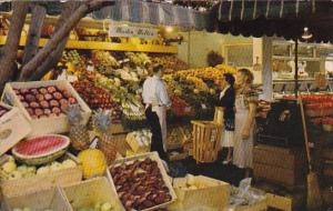 California Los Angeles Farmers Market Morning Fresh Fruits And Vegetables