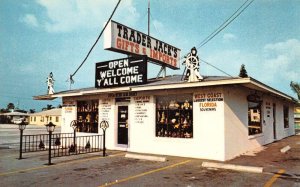 Bradenton Beach Florida Trader Jack's Gift Shop Vintage Postcard AA61105