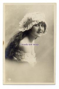 b5483 - Stage Actress - Gwennyth Hughes in Mop Cap, No.A.599-1 - postcard