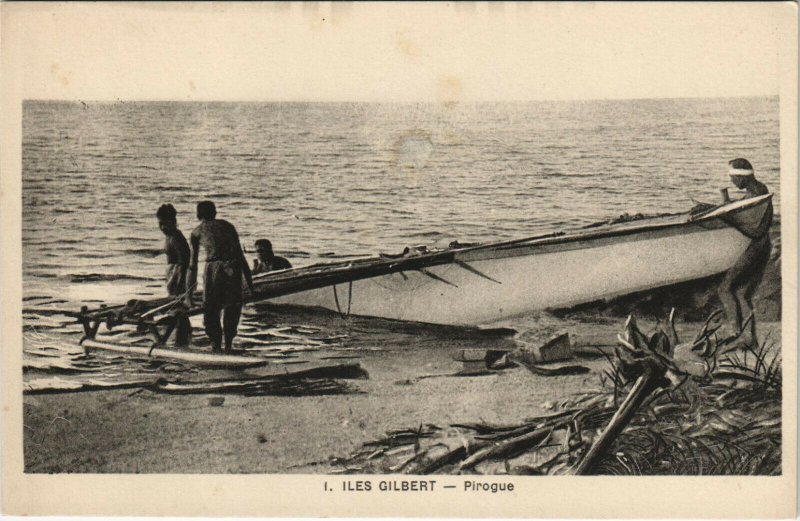 PC KIRIBATI, ILES GILBERT, PIROGUE, Vintage Postcard (b29077)