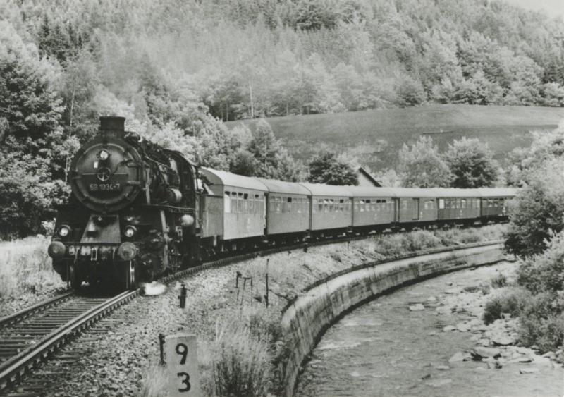 Deutsche Reichsbahn Güterzug Lokomotive German State Railway RPPC Postcard D18