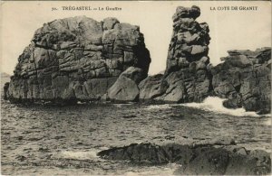 CPA TREGASTEL Le Gouffre - La Cote de Granit (1165142)