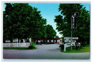 c1960s H & H Courts Third & Oak Streets, Dalhart Texas TX Unposted Postcard