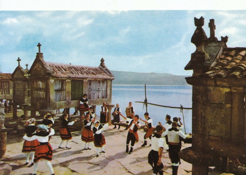 Spain Postcard - Galicia - Feast in Galicia - Ref AB2940 