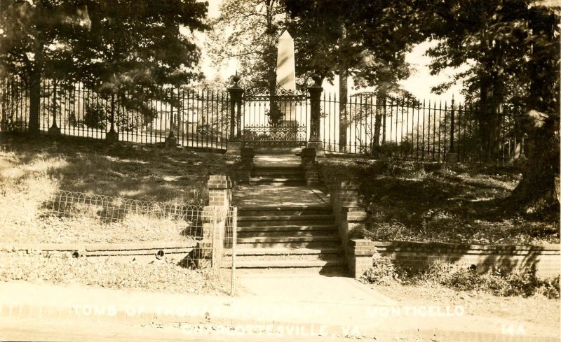 VA - Charlottesville. Monticello, Tomb of Thomas Jefferson.  RPPC