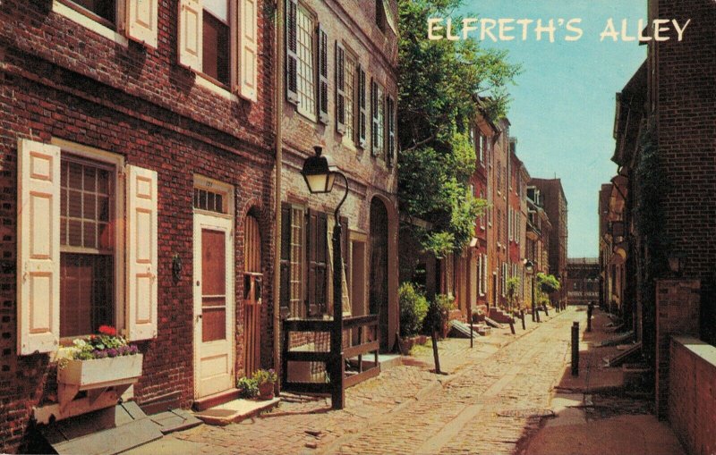 USA Pennsylvania Philadelphia Elfreth's Alley at 2nd Street above Arch 03.76