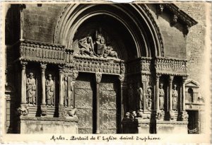 CPA ARLES Portail de l'Eglise Saint-Trophime (1290198)