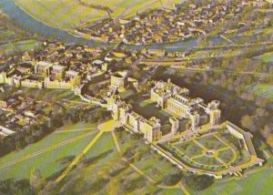 Berkshire Postcard - Windsor Castle: Aerial View - Ref TZ5798
