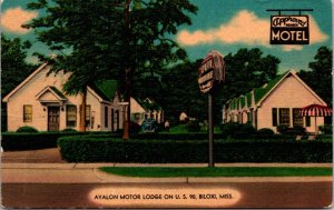 Linen Postcard Avalon Motor Lodge on U.S. 90 in Biloxi, Mississippi