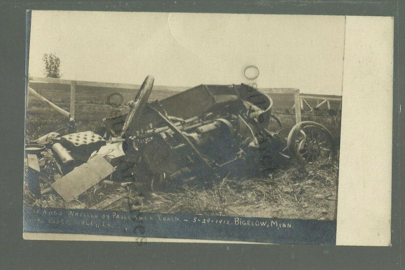 Bigelow MINNESOTA RPPC 1912 CAR ACCIDENT Collision with TRAIN nr Worthington 