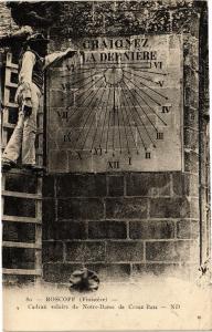 CPA ROSCOFF (Finistere) - Cadran solaire de Notre-Dame de Crosz-Batz (206970)