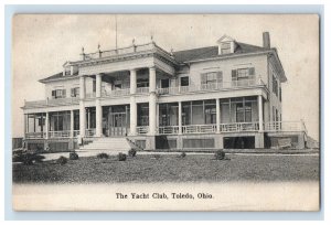 Vintage Yacht Club Toledo, OH. Original Vintage Postcard P26E