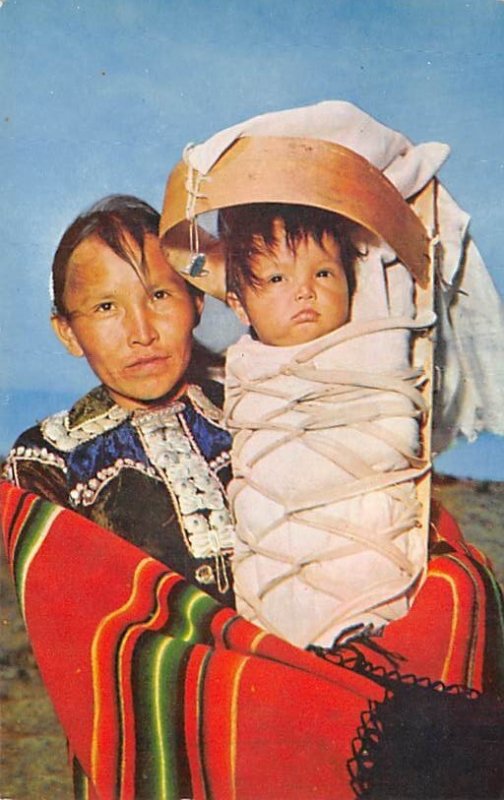 Navajo mother with baby on cradle board Indian Unused 