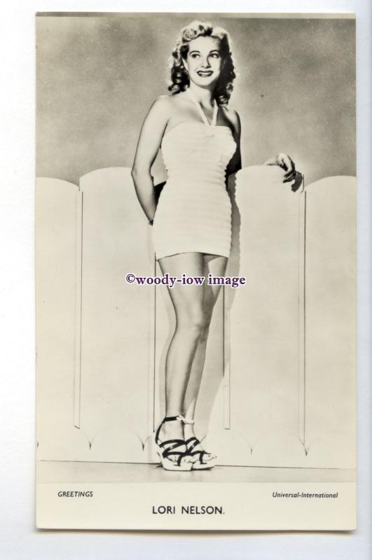 b6074 - Film Actress - Lori Nelson in White Bathing Costume, Universal- postcard