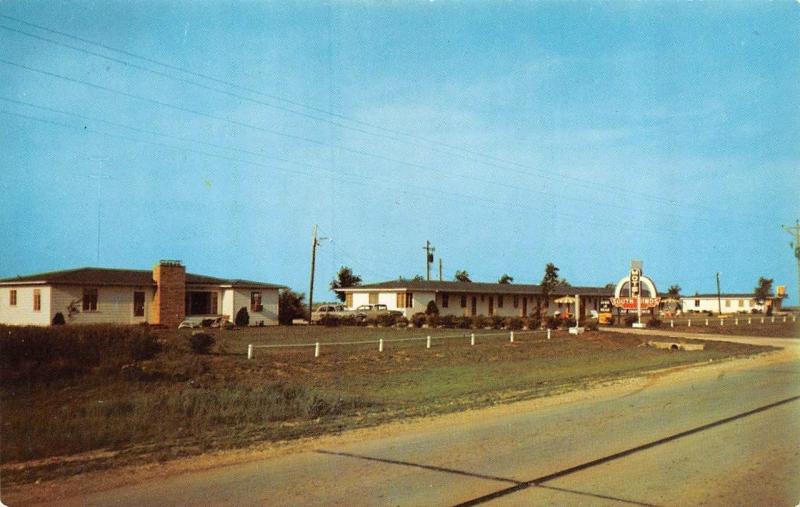 NEVADA, MO Missouri SOUTH WINDS MOTEL Vernon Co ROADSIDE c1950's Chrome Postcard