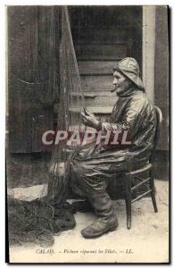 Old Postcard Calais Fishing Fisherman mending nets