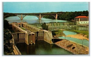 Vintage 1960's Postcard US Government Dam & Locks Ford Bridge Minneapolis MN