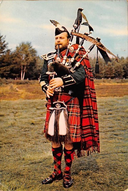 Pipers Scotland, UK 1963 