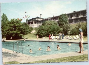 People in Swiming Pool, Visby Sweeden postcard