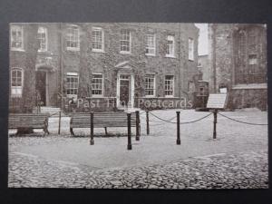 London: TOWER GREEN (site of beheadings) Tower of London - Old Postcard