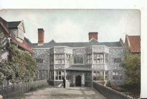 Norfolk Postcard - Norwich Bishop Hall's Palace - Ref 14894A