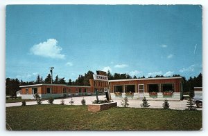 1950s SENEY MICHIGAN LOCKE'S MOTEL & RESTAURANT SENEY REFUGE POSTCARD P2986