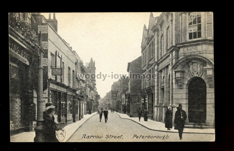 TQ3664 - Bank on the corner of Narrow St. Peterborough c1905 - printed postcard 