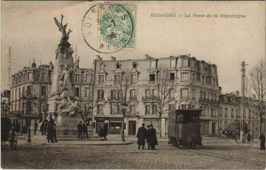CPA SOISSONS La Place de la Republique (152036)