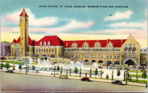 Postcard MO St. Louis - Union Station Showing Plaza and Fountains