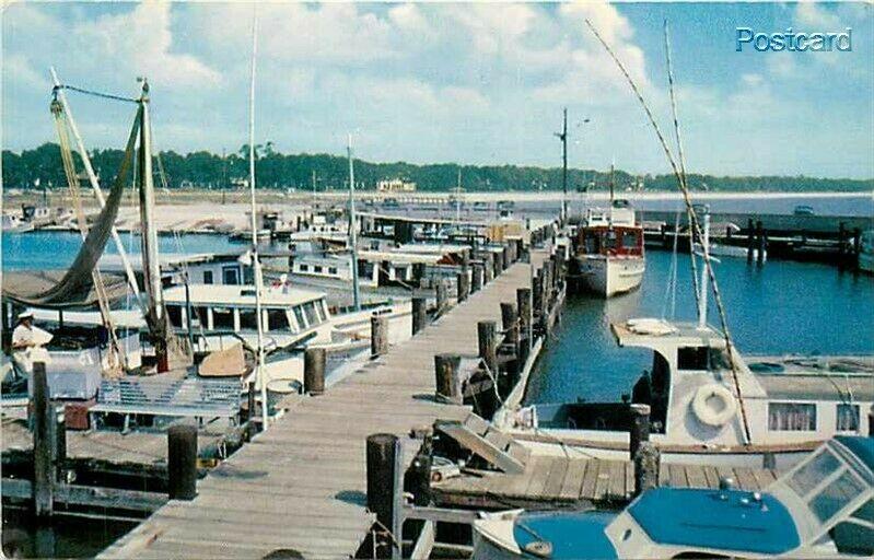 MS, Gulfport, Mississippi, Municipal Pier, Charter Boats, H.S. Crocker No SS-106