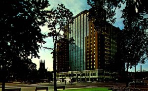 Canada - QC, Montreal. Sheraton Laurentien Hotel