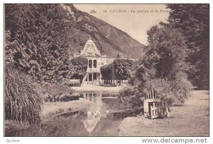 LUCHON, Le Casino et le Pare, Haute Garonne, France, 10-20s