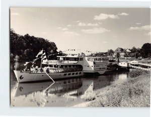 Postcard MS Ernst Thälmann in Pillnitz Germany