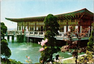 Han kook Kwain in Walker Hill Resort Seoul South Korea Postcard