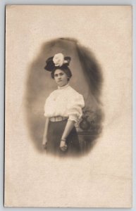 RPPC Lovely Woman Manda Hoffner Large Flower  1907 Portrait Postcard G27