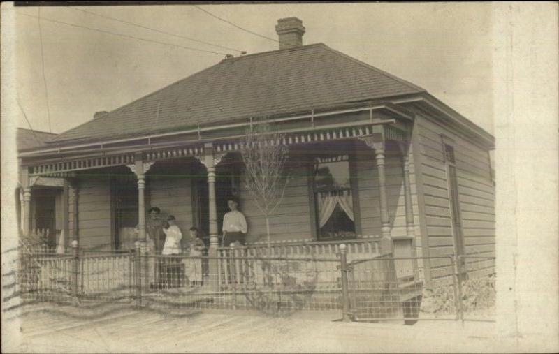 Butte MT 626 South Washington St. Home 1909 Real Photo Postcard