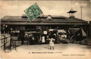 CPA MONTEREAU-FAUT-YONNE La Halle (861494)